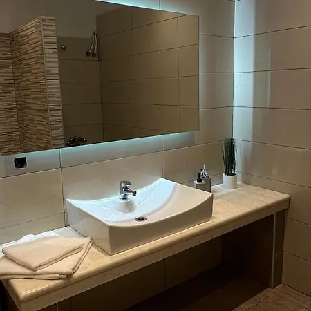 The Classic House Apartment *